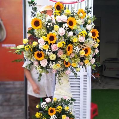 Kệ Hoa Khai Trương Trang Trọng